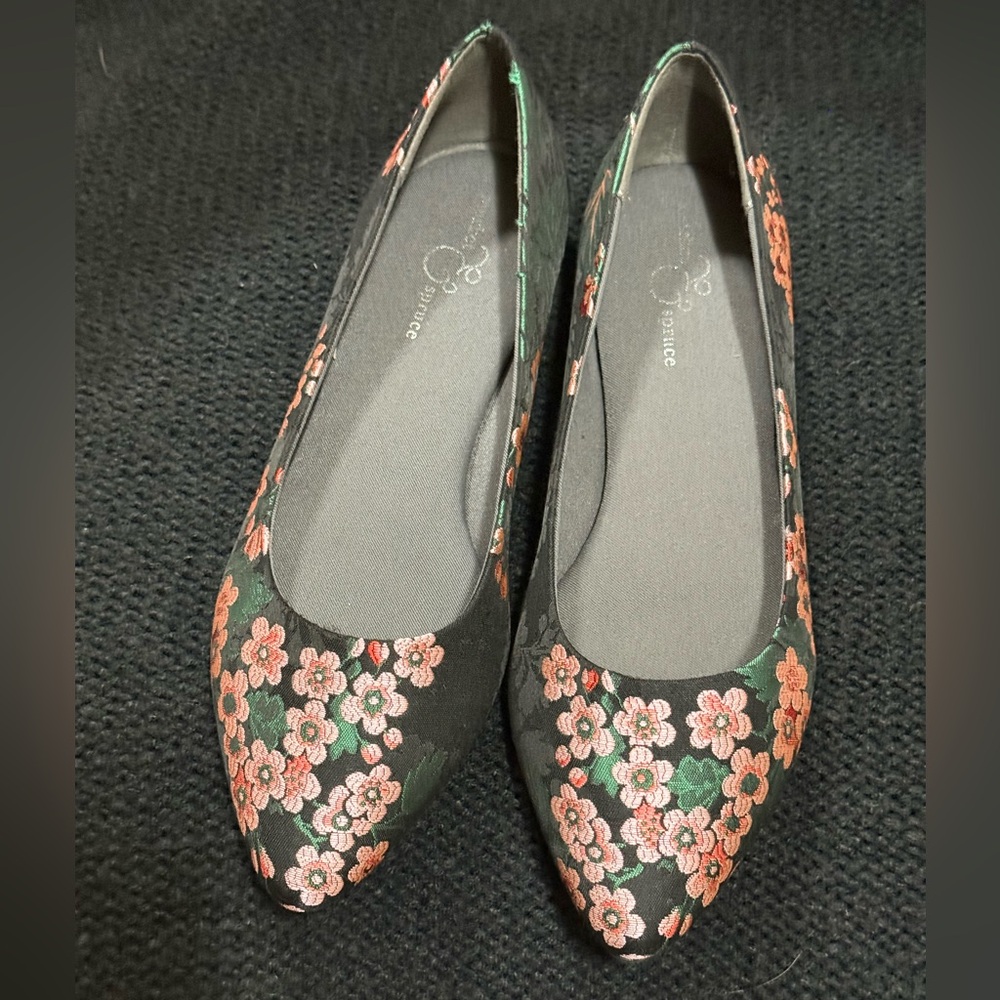 Market & Spruce Black and Pink Floral Flats size 7.5